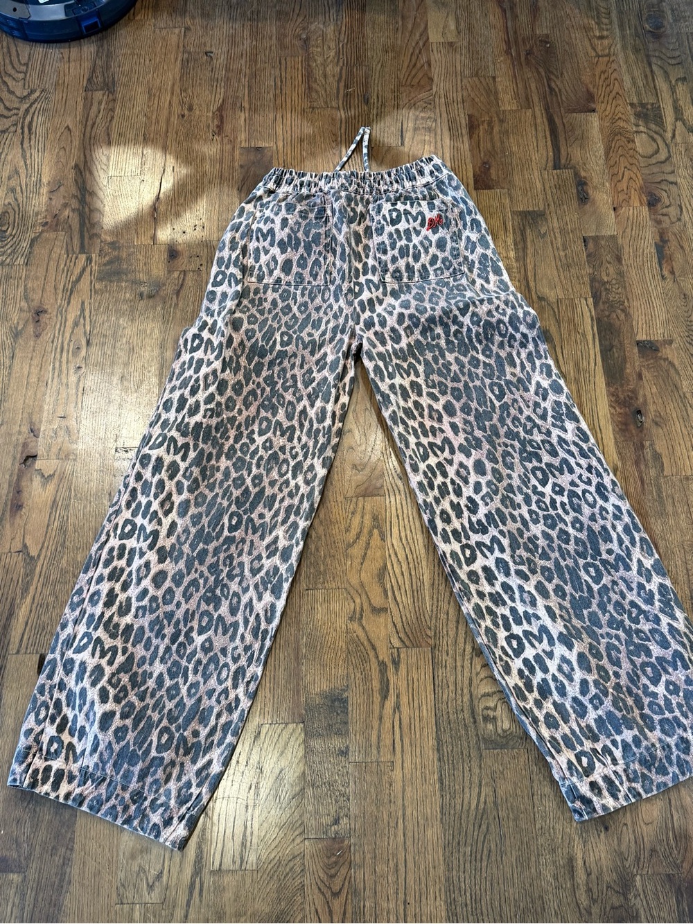 Damson Madder Rafe Leopard Print Trousers | Size 8 - Picture 4 of 11